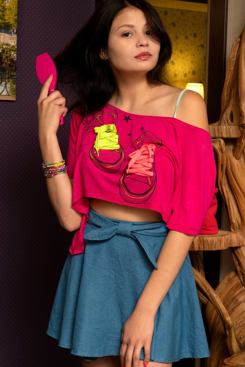 Оличка, 23 года, 1 размер груди